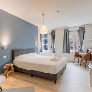 4* Pensión De Hoogmolen - 3 Mins From The Centre