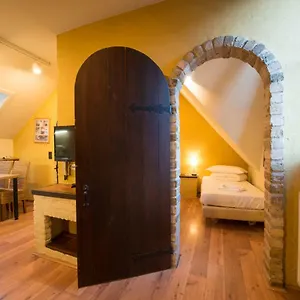 2* Hotel Flats By Lybeer Group